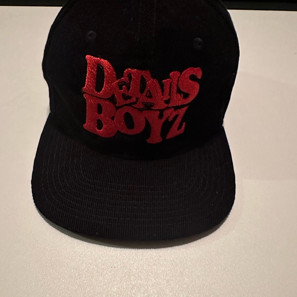 Black and Red Cap